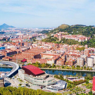 Vuelo Sevilla - Bilbao + Transfer hotel