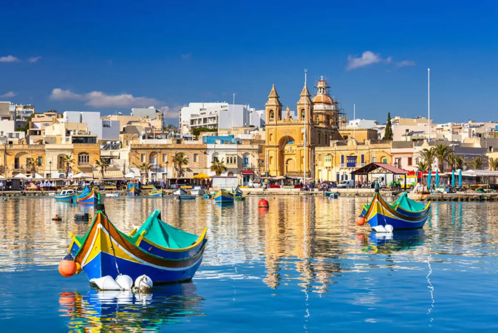 Senderismo y mar en Malta