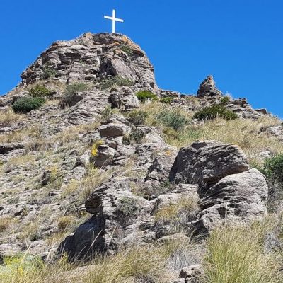 La Ruta Jurásica del Monte Hacho en Alora con transporte