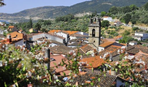 Baños de Montemayor y Hervás habitación doble compartida