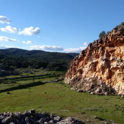 Almadén (Sendero Los Molinos) Con Transporte