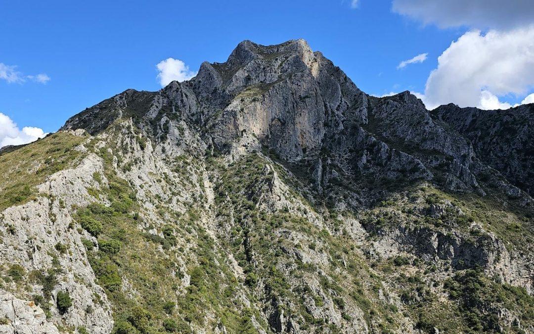 SUBIDA AL PICO DE LA CONCHA