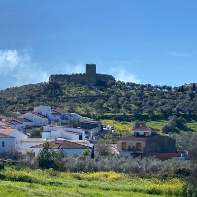 Programa doble nivel uno en Alanís con transporte