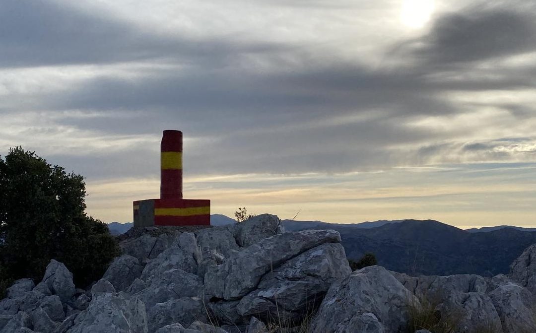 BANDOLEROS VI: EL CAILLO, LOS TRES NAVAZOS Y FARDELA