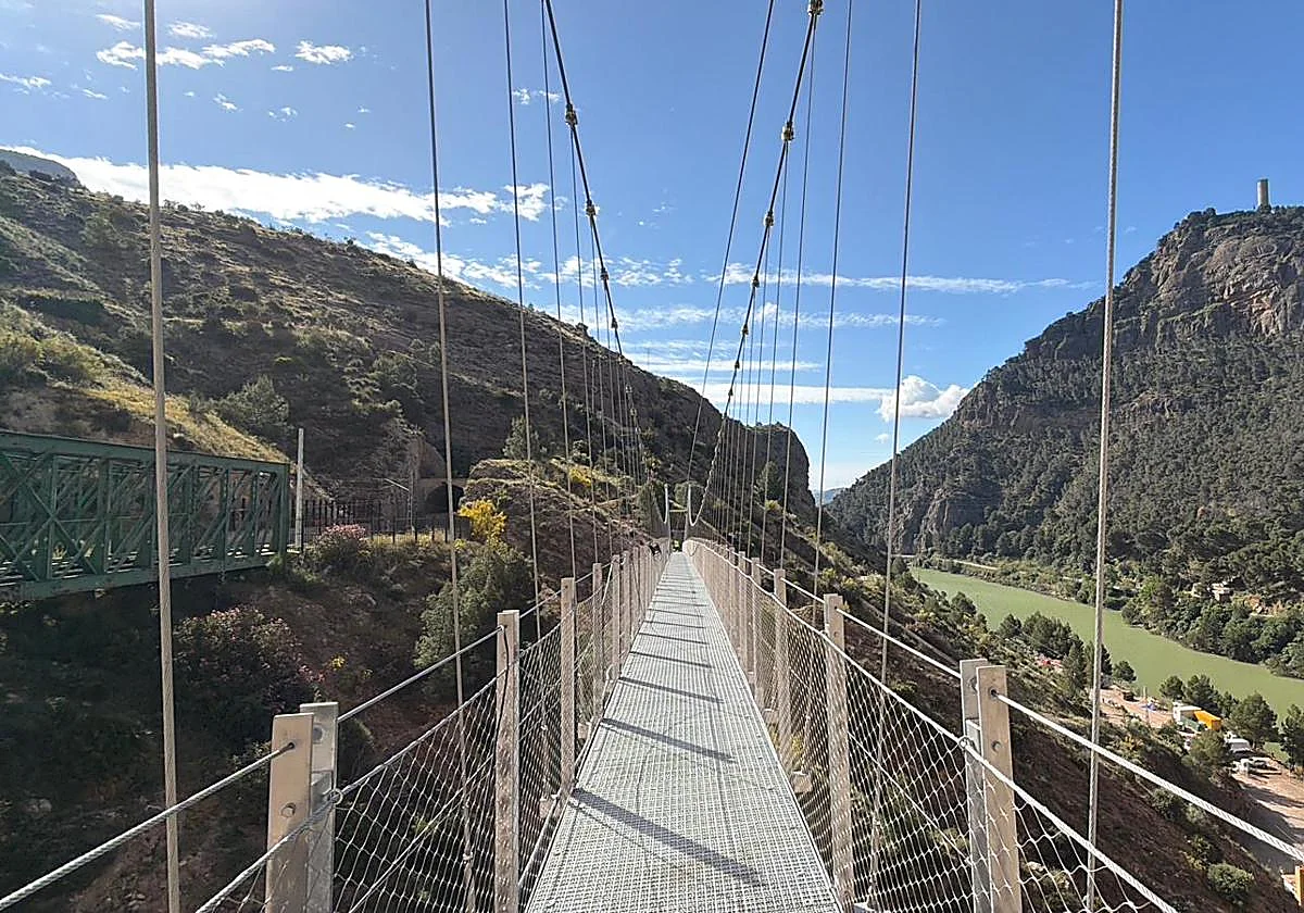 Nueva Pasarela Colgante en el Caminito del Rey 4 de octubre