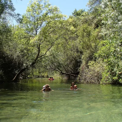 Nacimiento del Rio Turón sin Transporte