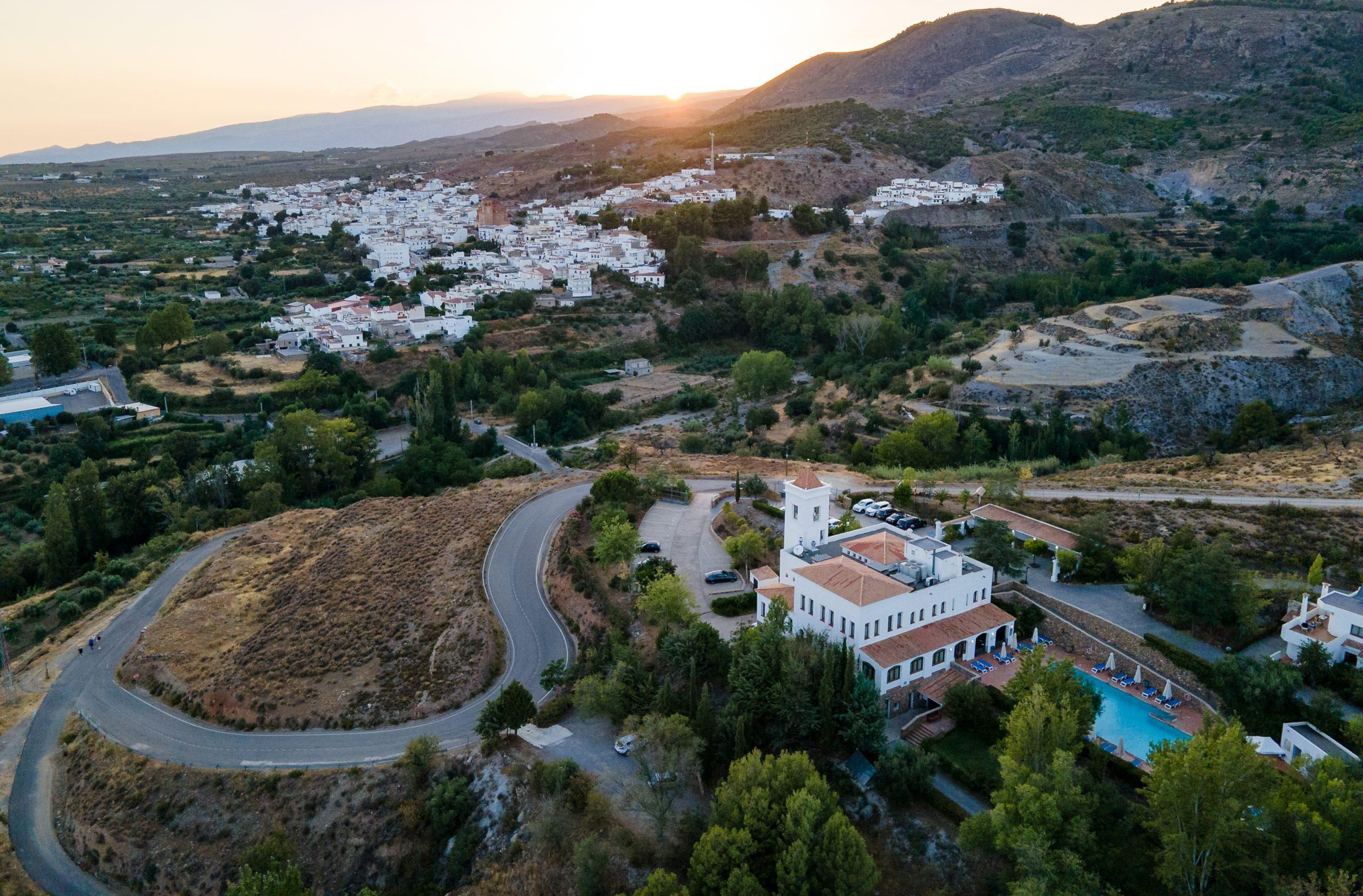 Viaje a la Alpujarra Almeriense Señal de Reserva - Imagen 2